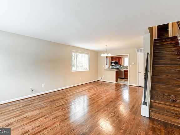 Main Level/Entryway