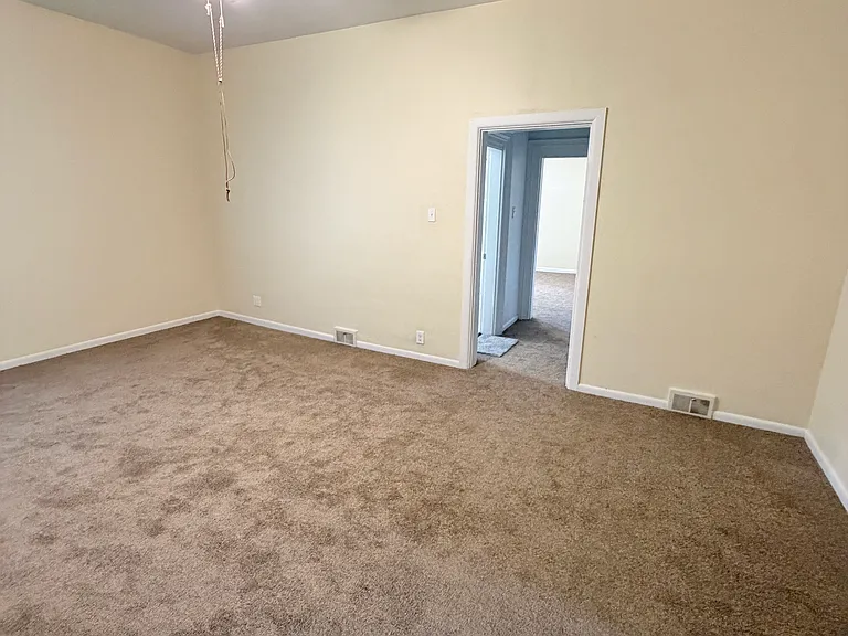 1412 Main St #2 — Photo 12