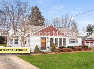 24302 Westwood Rd, Westlake, OH