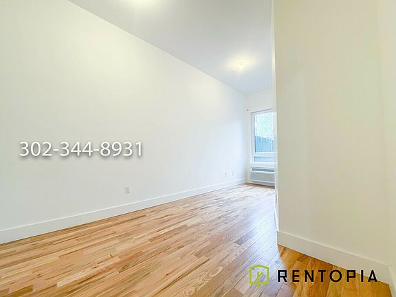 4th image of 2122 Fulton St #1B