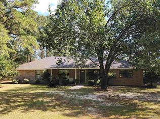 5560 Morgan Rd, Walnut Hill, FL 32568