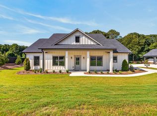 118 Henson Dr, Monroe, GA 30655