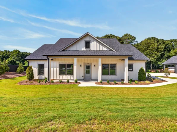 118 Henson Dr, Monroe, GA 30655