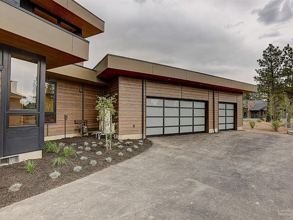 4th image of 61774 Hosmer Lake Dr