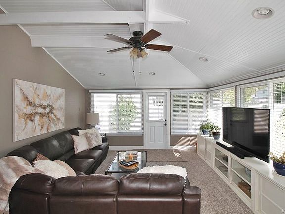 3rd image of 45 Tartan Ln