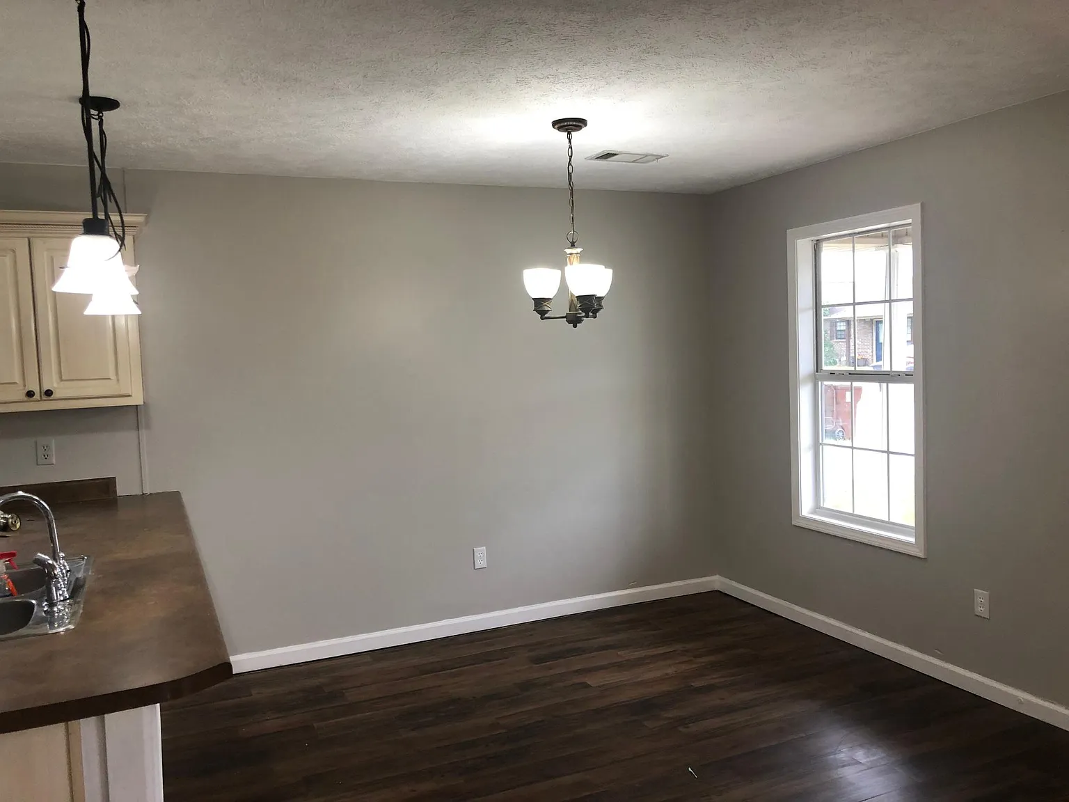 180 Mike Ave — Photo 4