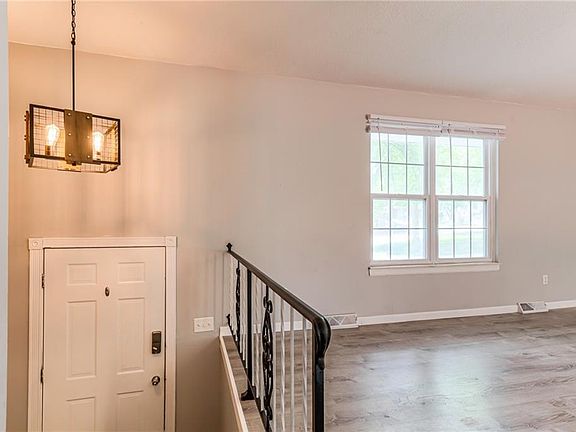 3rd image of 9404 NW 59th Ter