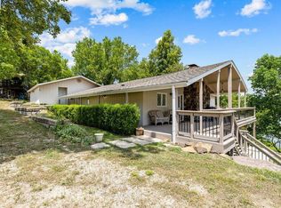 115 Skipper Dr, Kimberling City, MO 65686