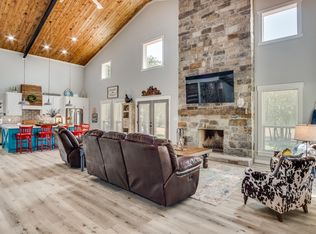 385 Brown Rd, Palo Pinto, TX 76484