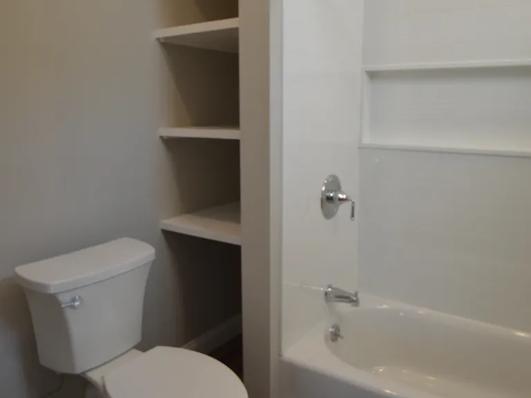 14 Roundy St #1 — Photo 8