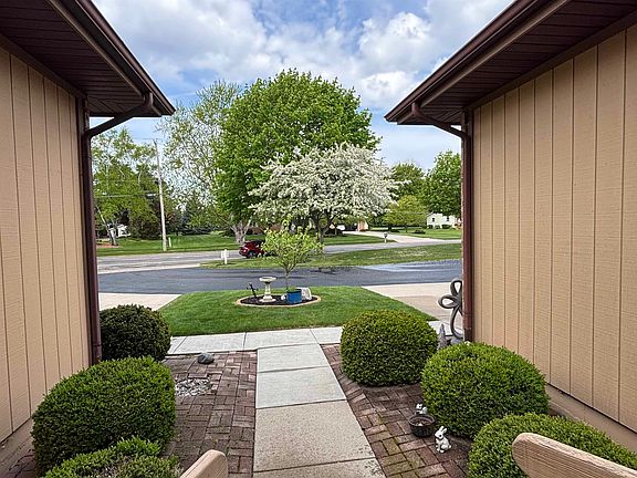 4th image of 589 Churchgrove Rd