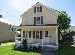 6 Lincoln St, Adams, MA 01220