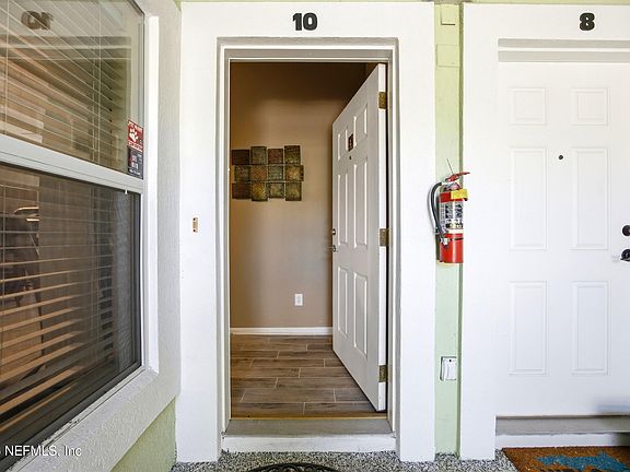 2nd image of 13808 HERONS LANDING Way #10