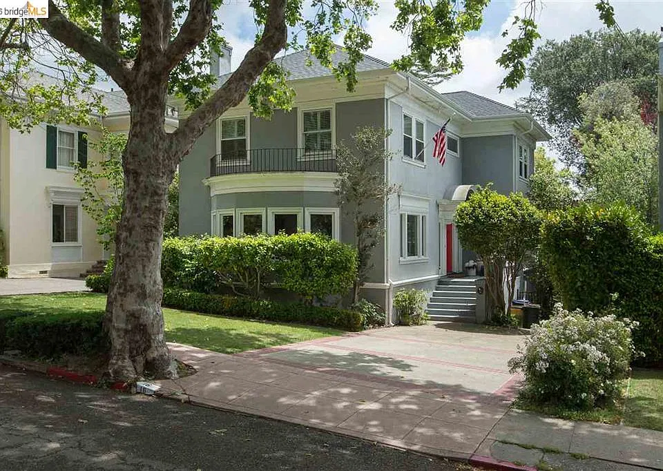 16 Craig Ave