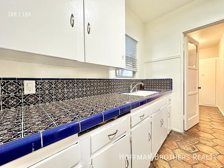 2605 14th St — Photo 4