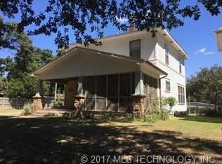 613 S Okmulgee Ave, Okmulgee, OK 74447