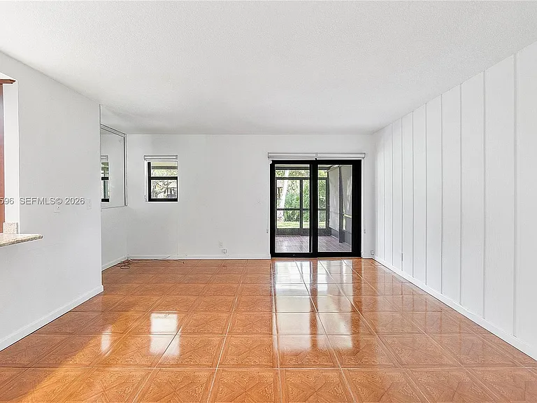 398 Fern Dr #10-6 — Photo 23
