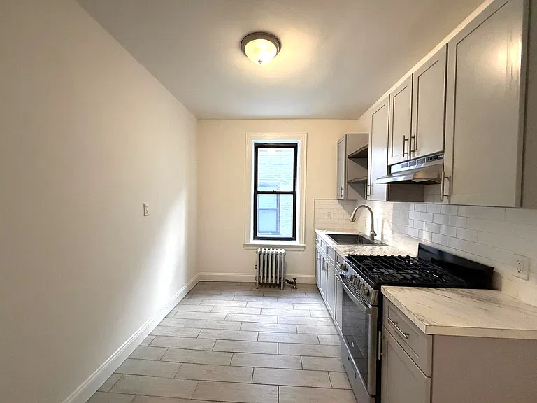 2203 Harman St #A3 — Photo 11