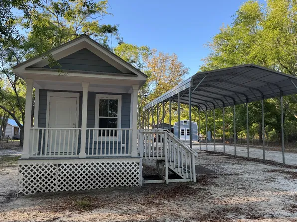 4288 Six Sr W, Jasper, FL 32052