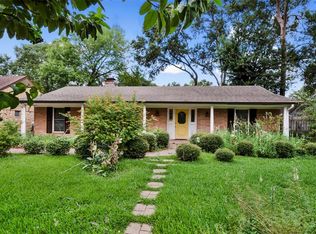 10166 Hanka Dr, Houston, TX 77043