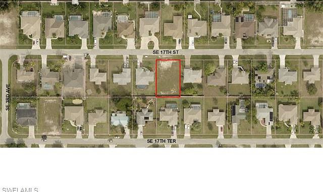 2nd image of 404 SE 17th St