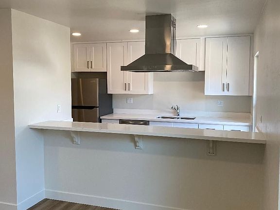 3rd image of 2048 Swazey St APT C
