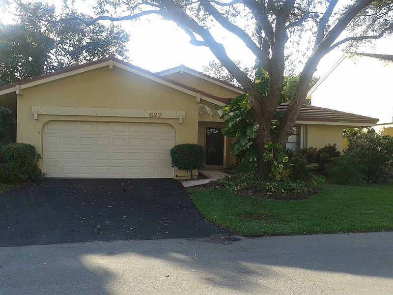 1st image of 627 Hollows Cir #58