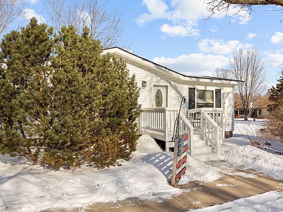 2nd image of 901 Sellards Dr