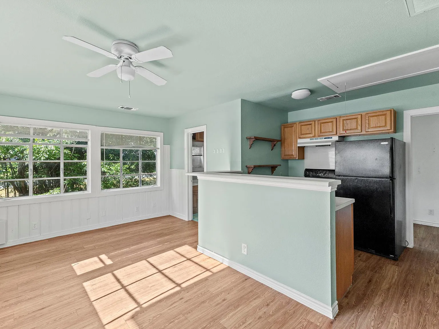 1 bed, 1.0 bath, 540 sqft, $1,100 — Photo 2