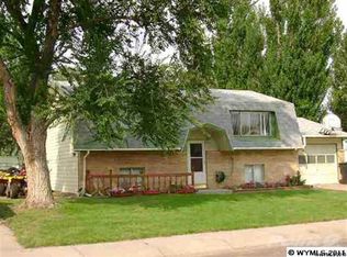 16 Begonia St, Casper, WY 82604