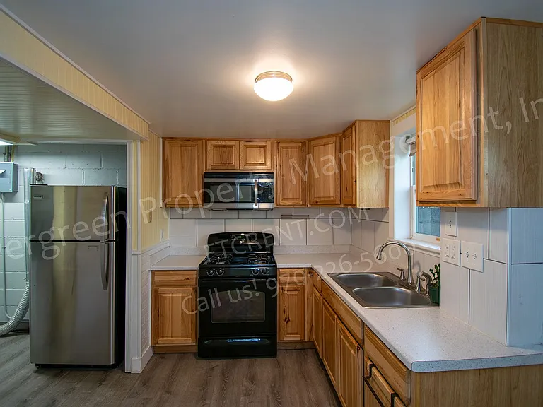 1702 Mathews St #2 — Photo 6