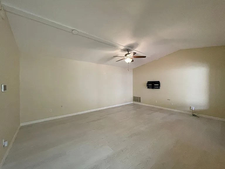 269 Sorrel Tree Pl — Photo 3