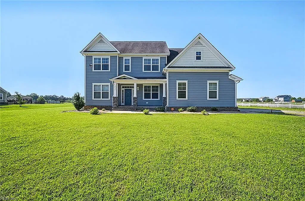 6 bed, 4.5 bath, 3251 sqft, $4,500 — Photo 1