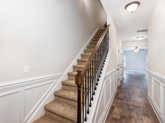 2nd image of 404 W Creek Farms #404