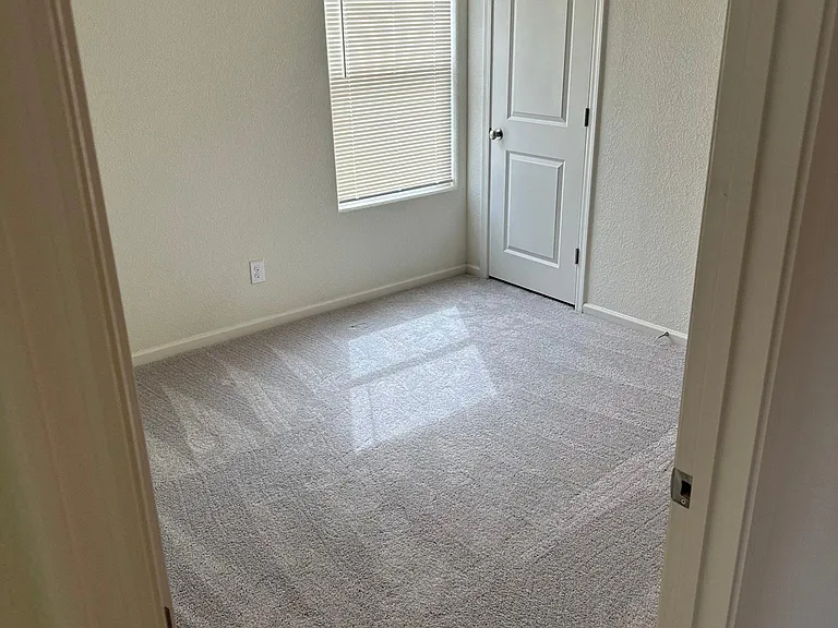 1212 Riverwalk Dr — Photo 14