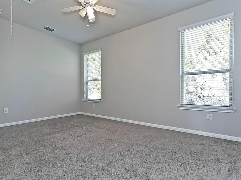 9802 Tanglemede St — Photo 26