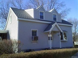 7 Pleasant Dr, Carmel, NY 10512