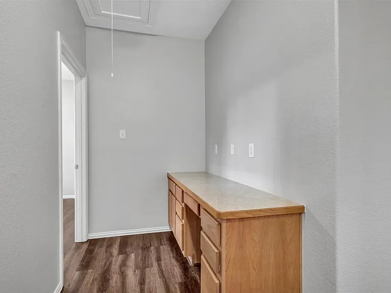 1601 Long Prairie Ct — Photo 11