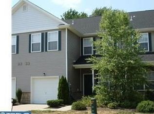 8 Trout Trl, Delanco, NJ 08075