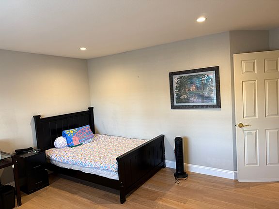 4th image of 353 Pagosa Way #2
