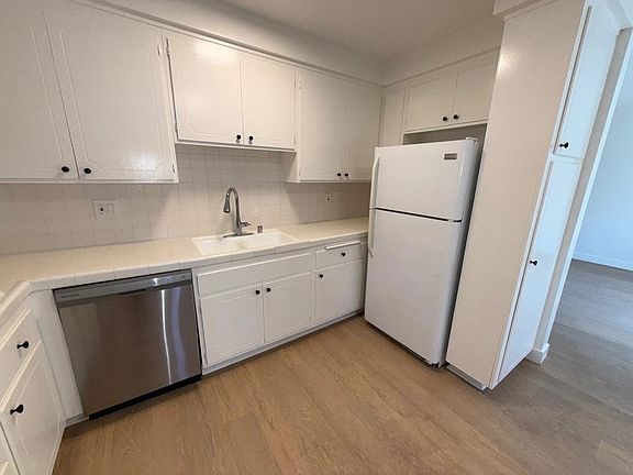 5th image of 12415 Texas Ave APT 7