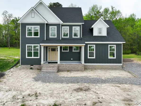 9456 Andrew Wickham Ln, Ashland, VA 23005