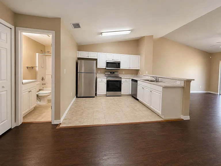 346 Bell Blvd S — Photo 11