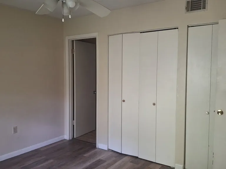 77 SE 16th Ave #B201 — Photo 11
