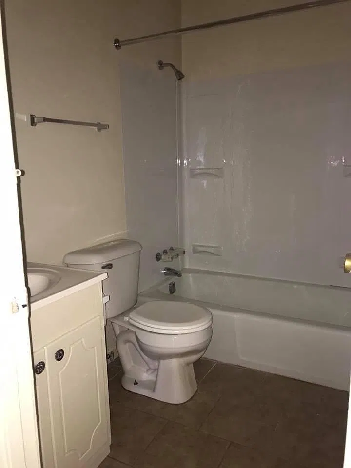 5916 Valley Dr — Photo 4