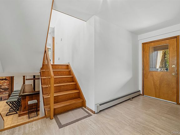 3rd image of 102 Neptune Drive