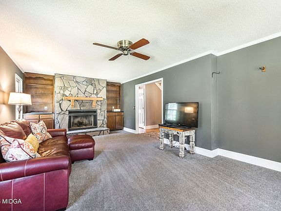 5th image of 605 River North Blvd