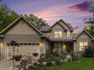 859 Pine Grove Ave, Traverse City, MI 49686