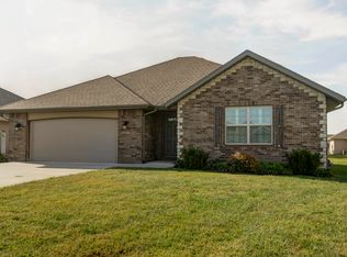 5620 W Pecan St, Springfield, MO 65802