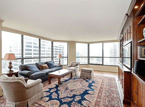 2nd image of 405 N Wabash Ave Unit 3610